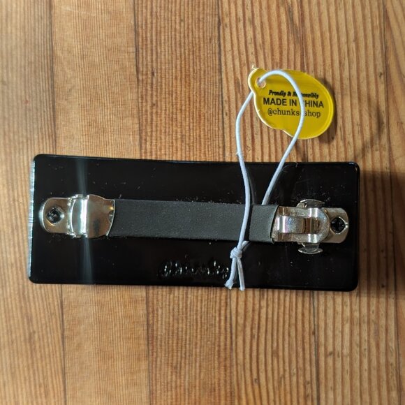 Chunks Spiderweb Clip - Picture 2 of 2